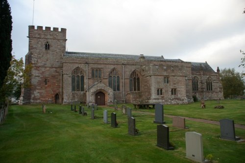 Commonwealth War Graves St. Andrew Churchyard #1