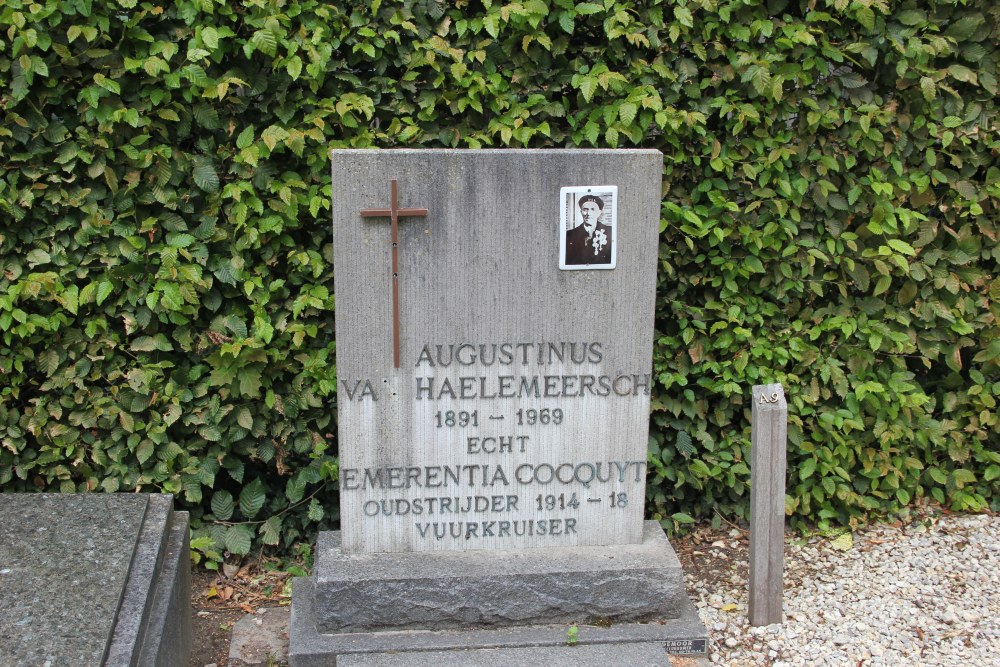 Belgian Graves Veterans Sint-Martens-Latem #4