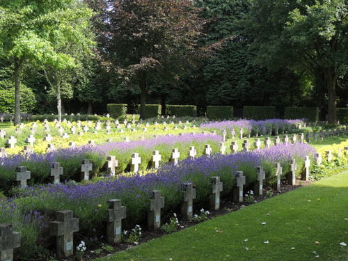 Belgische Oorlogsgraven Mortsel Bombardement 5 april 1943 #4