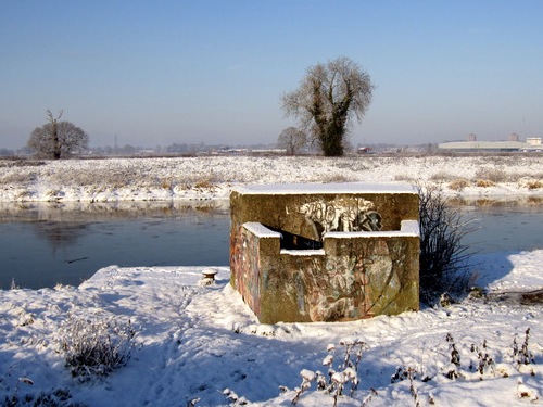 Bunker FW3/24 Saltney