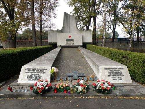 Monument Poolse Slachtoffers Concentratiekampen #1