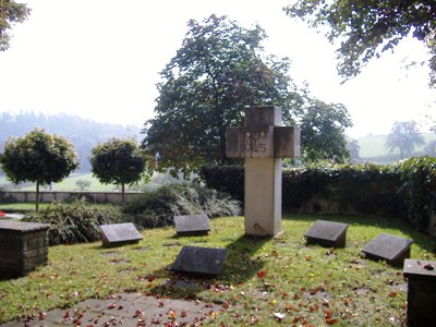 War Memorial Wolfenhausen #1