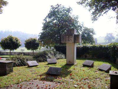 Oorlogsmonument Wolfenhausen #1