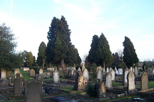 Commonwealth War Graves Rushden Cemetery