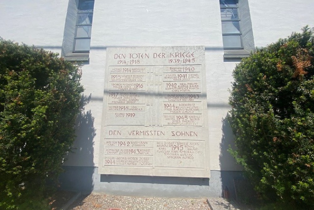 Memorial Fallen and Missing World War 1 and 2