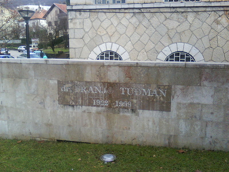 Statue Franjo Tuđman