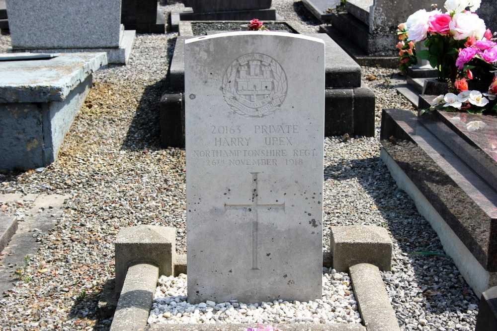 Commonwealth War Grave Spy #2