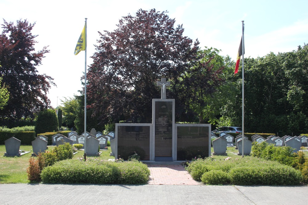 Oorlogsmonument Begraafplaats Nevele #1