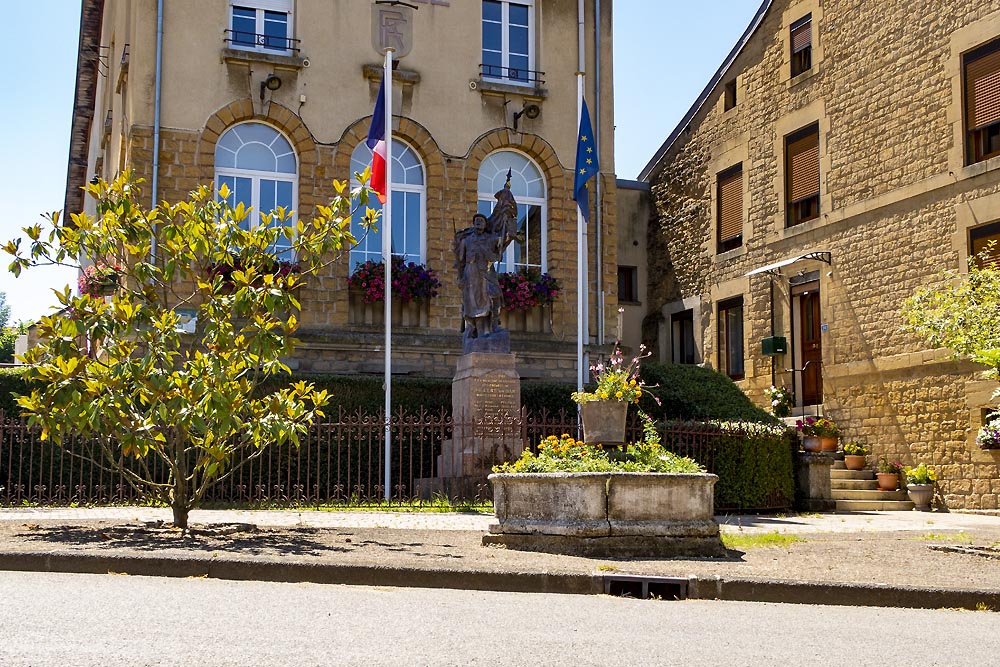 Oorlogsmonument Villers-sur-Bar #1