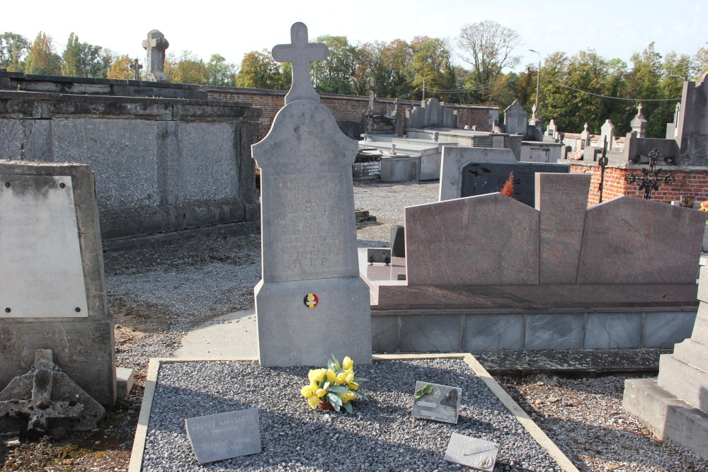 Belgian War Graves Avin #1