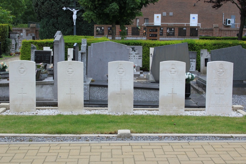 Commonwealth War Graves Koersel #3