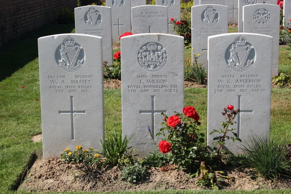 Commonwealth War Cemetery Spanbroekmolen #4