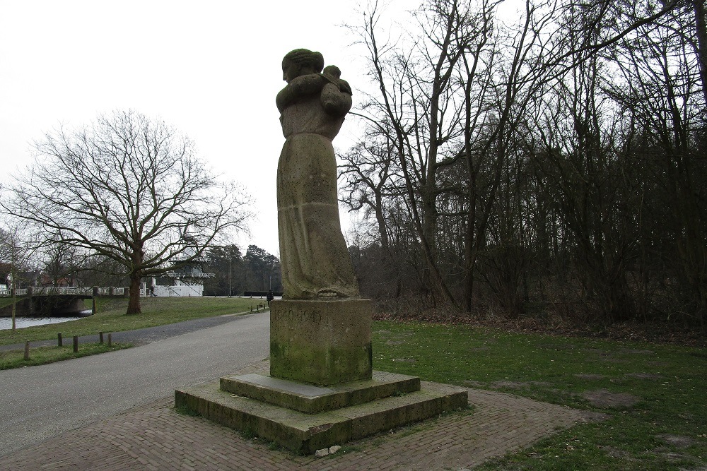 War Memorial Heemstede #2