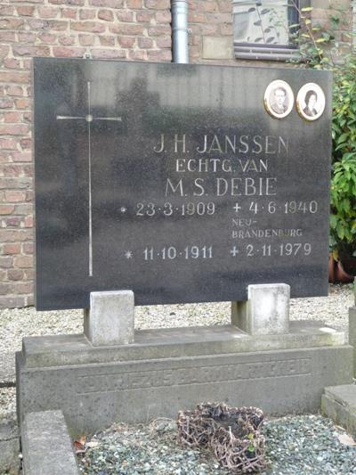 Dutch War Grave Hulsberg #2