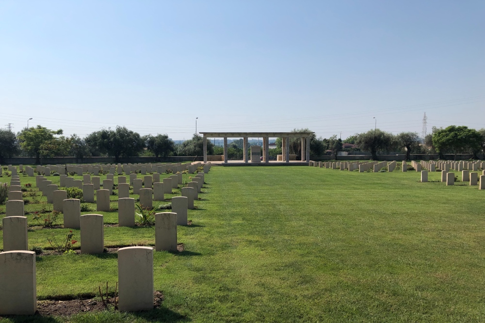 Commonwealth War Cemetery Syracuse #3
