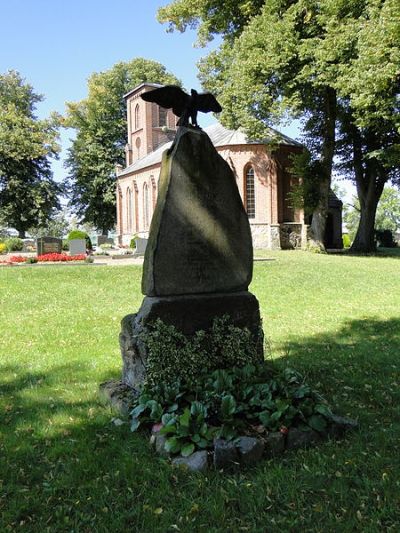 Oorlogsmonument Mirow #1