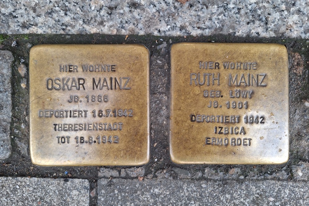 Stumbling Stones Graf-Adolf-Straße 16 #2