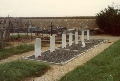 Commonwealth War Graves Marolles-sur-Seine