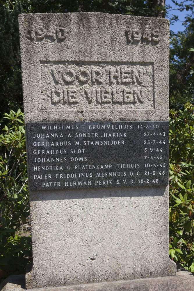 Oorlogsmonument Bornerbroek #4