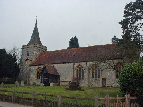 Oorlogsgraven van het Gemenebest St Peter and St Paul Churchyard