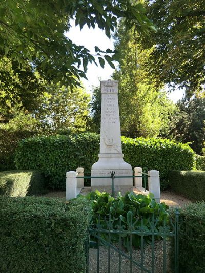 War Memorial Saint-Marcel #1