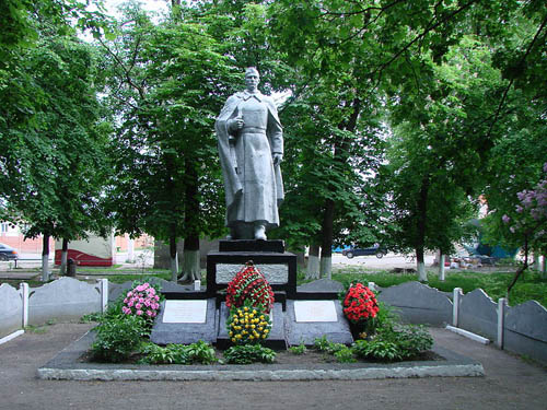 Mass Grave Soviet Soldiers Dymer #1