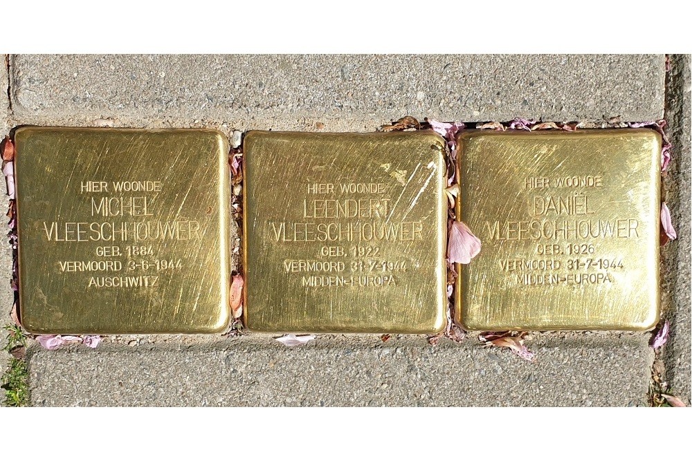 Stolpersteine Swammerdamstraat 25b-27d