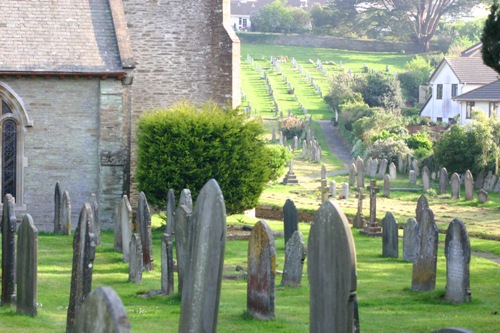 Commonwealth War Graves St Thomas-a-Becket Churchyard #1