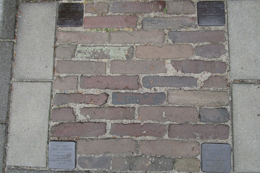 Stolpersteine Sloetsweg 144 #1