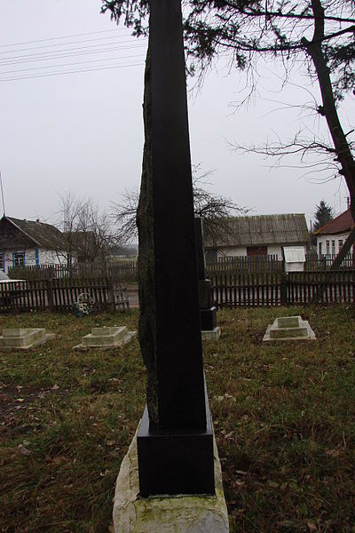 War Memorial Hannopil #1