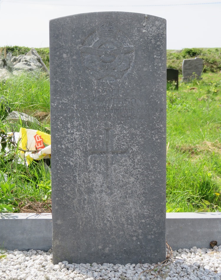 Oorlogsgraf van het Gemenebest Ballyconneely Catholic Cemetery #1