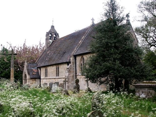 Oorlogsgraven van het Gemenebest St. Andrew Churchyard