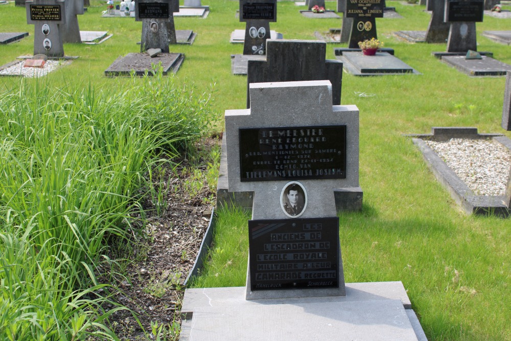 Belgian Graves Veterans Achel #3