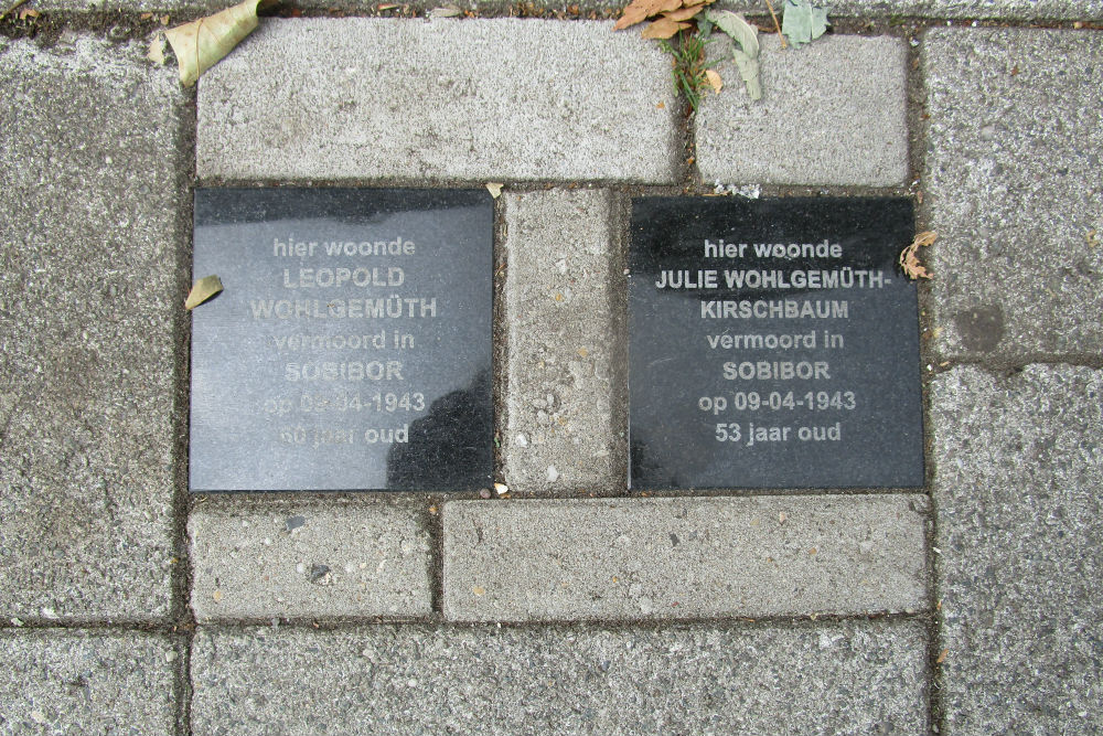 Memorial Stones Vlasakkerweg 46
