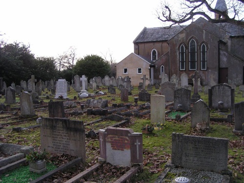 Commonwealth War Graves St. Mary Churchyard #1