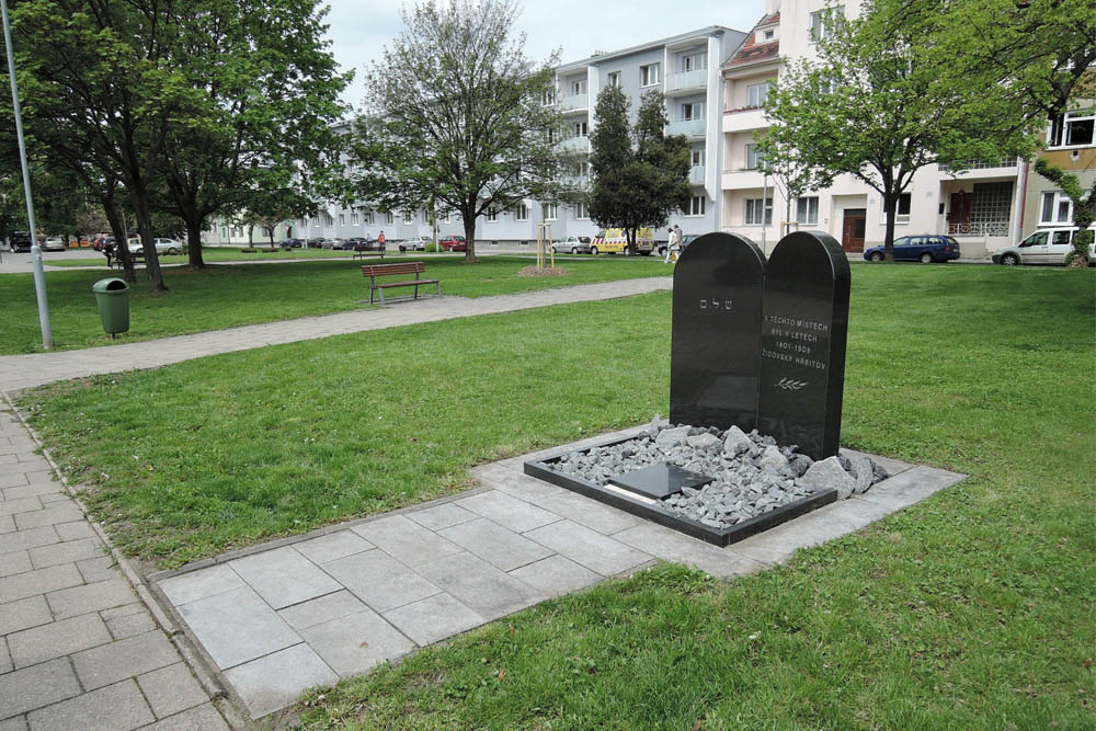 Monument Oude Joodse Begraafplaats Prostejov #1