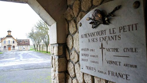 Monument Eerste Wereldoorlog Auménancourt #1