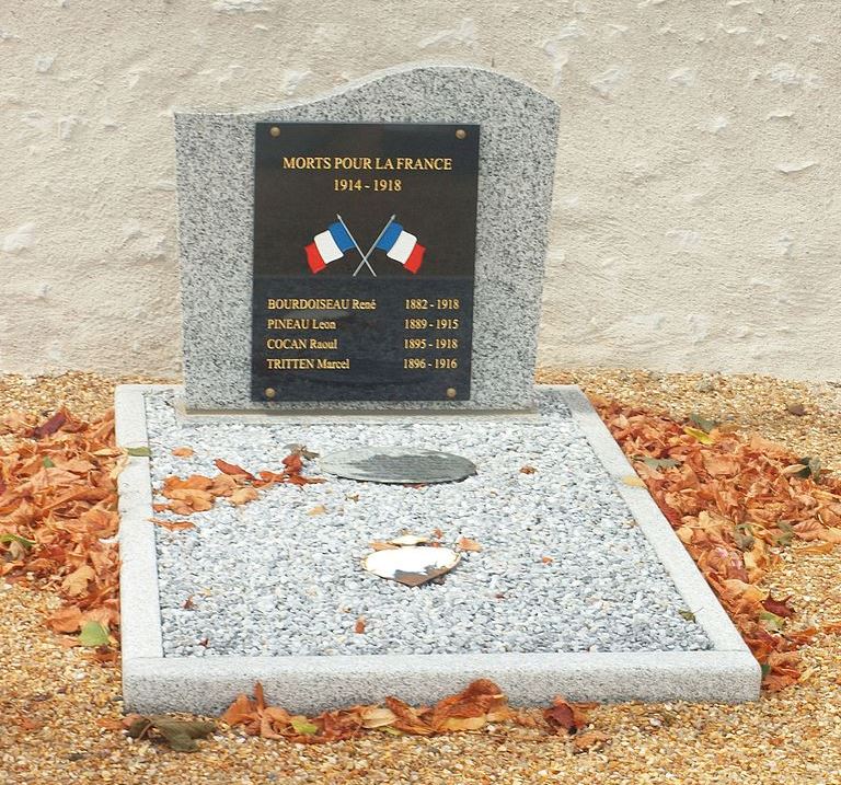 French War Graves Ouzouer-le-Doyen #1