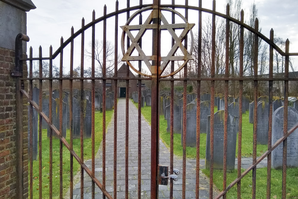 Jewish Cemetery Amsterdamse Vaart #1