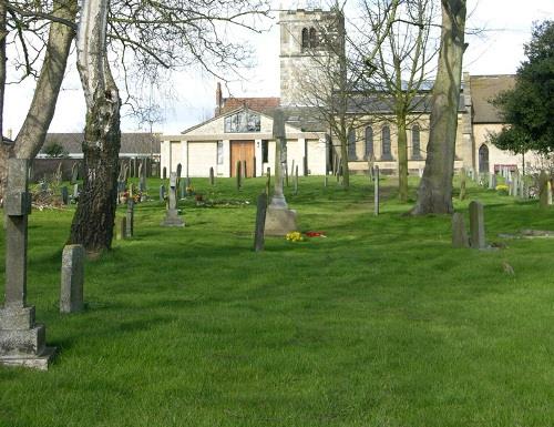 Oorlogsgraven van het Gemenebest St. Nicholas Churchyard