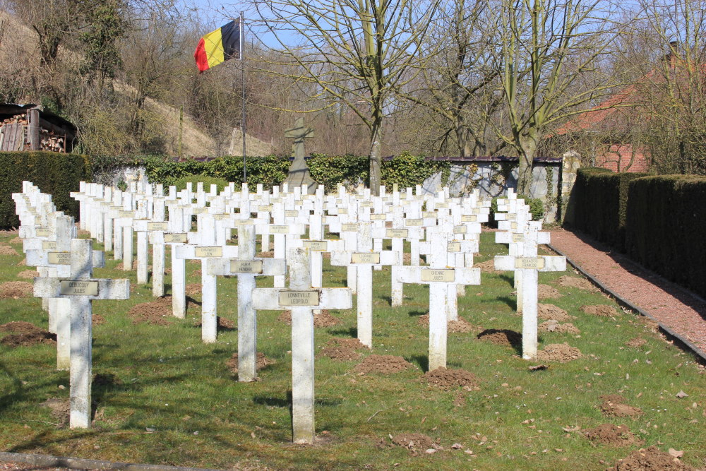 Voormalige Belgische Oorlogsbegraafplaats Kanne #1