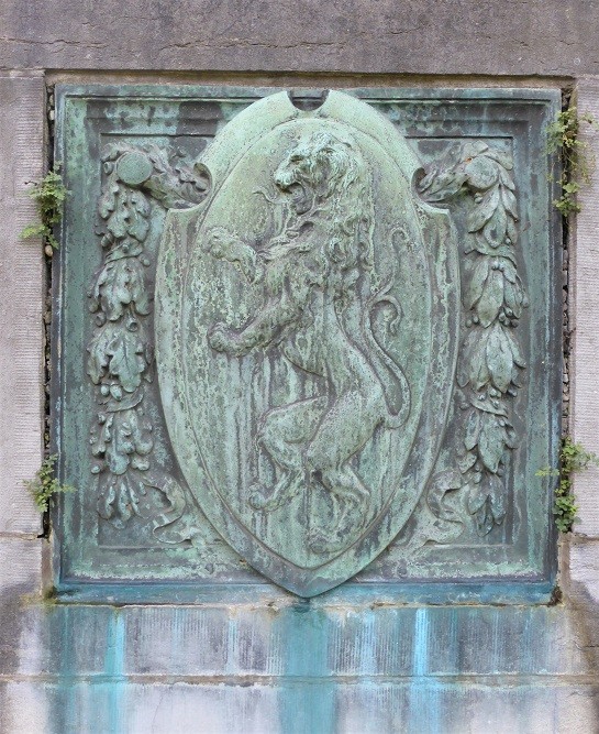 Oorlogsmonument Oudleerlingen, de Troepenkinderen en Legerpupillen Aalst #3