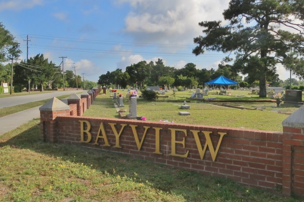 Commonwealth War Graves Bayview Cemetery