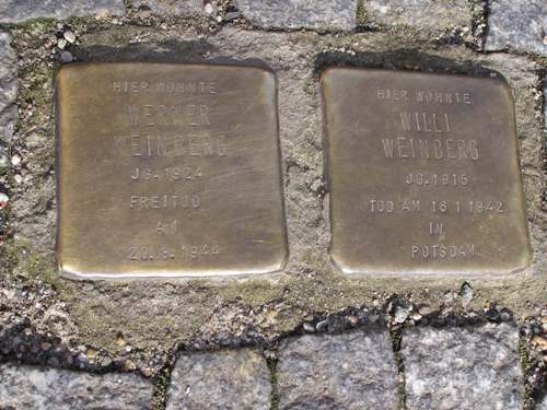 Stolpersteine Marheinekeplatz 8