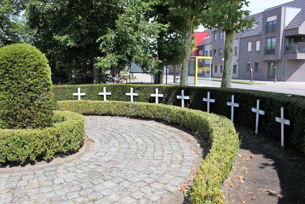 Frans-Belgische Oorlogsbegraafplaats Arendonk #4