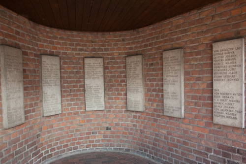 War Memorial Parish of Neuhaaren #4