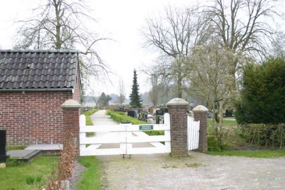Dutch War Graves Rolde #4