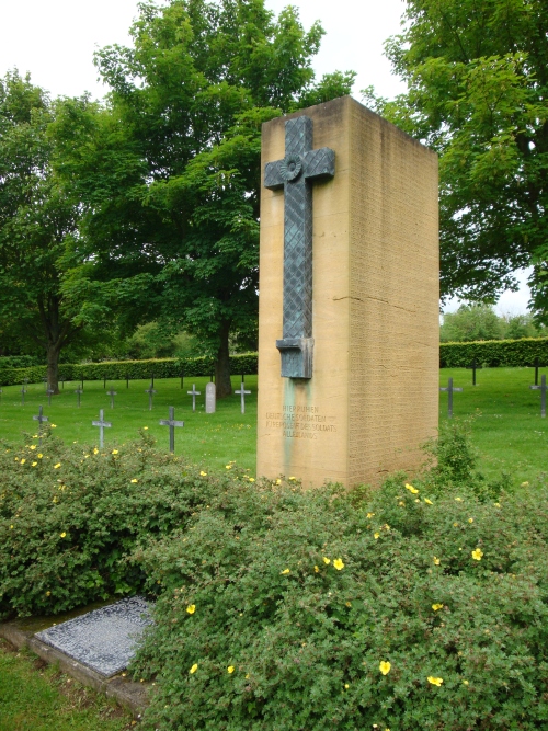 German War Cemetery Bray-Sur-Somme #4