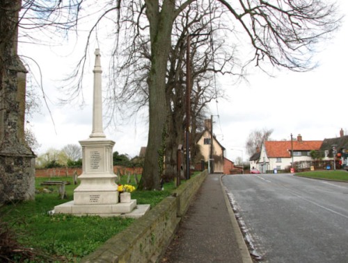 Oorlogsmonument Dickleburgh #1