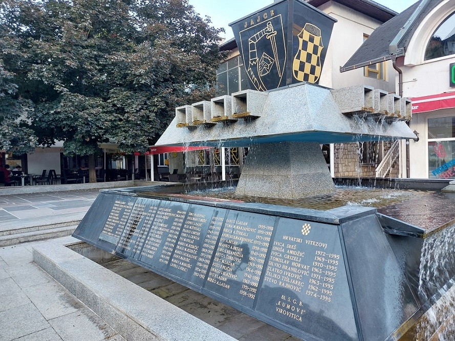 Monument voor de Kroatische Verdedigers van Bosni #2